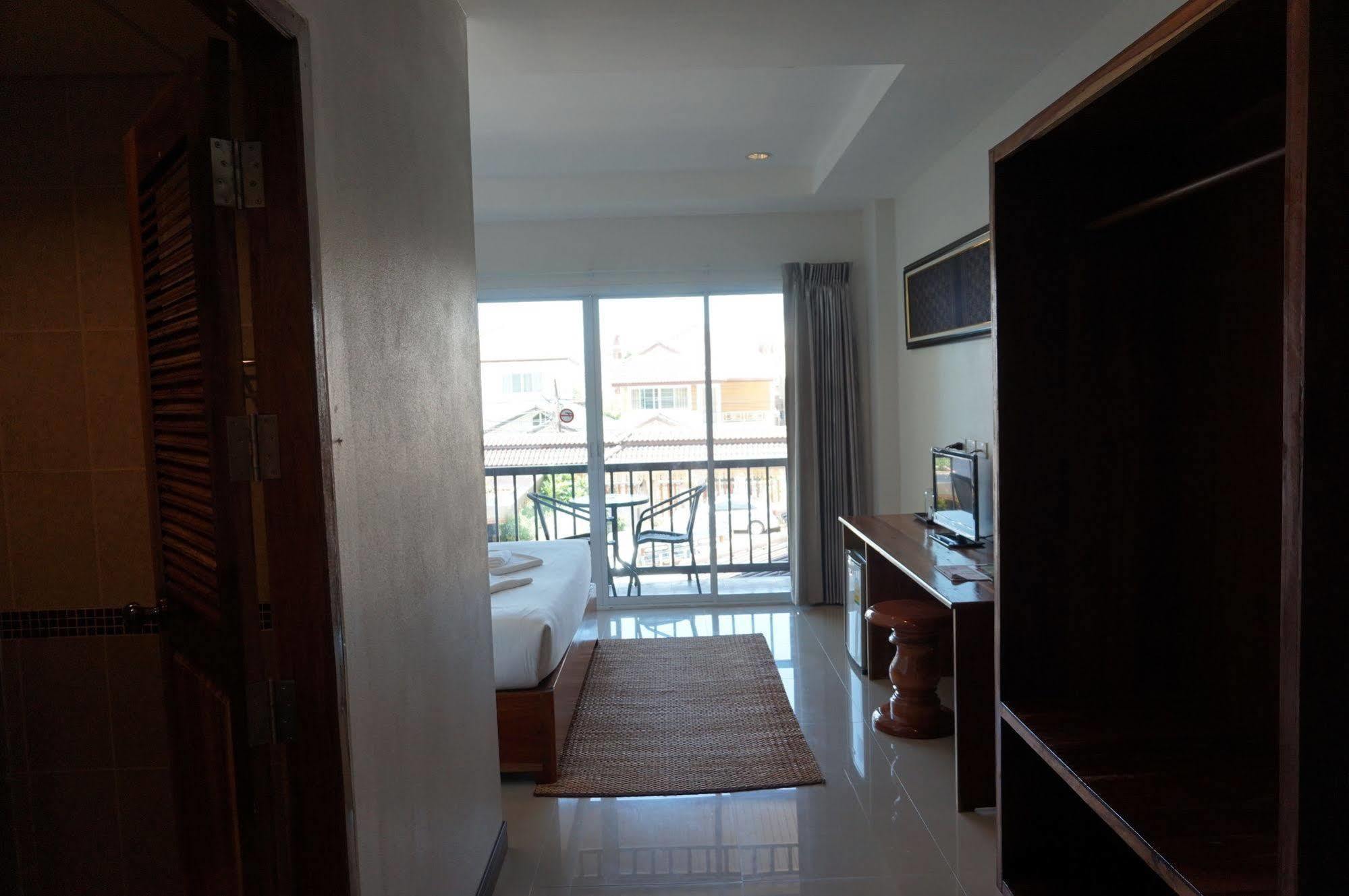 Hotel Baan Krittika Udon Thani Exterior foto